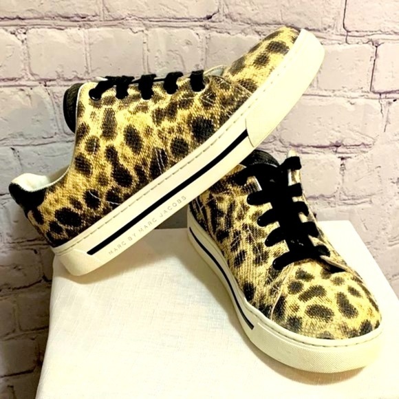MARC By Marc Jacobs Animal-Print Leather Sneakers Size 7 - Picture 1 of 16